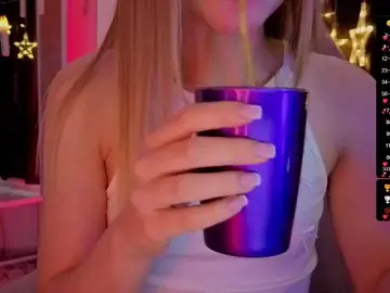 Bongacams Watch Live Sex Cams of Nestyzz