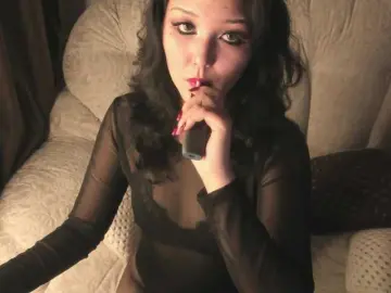redrabbitsss from bongacams