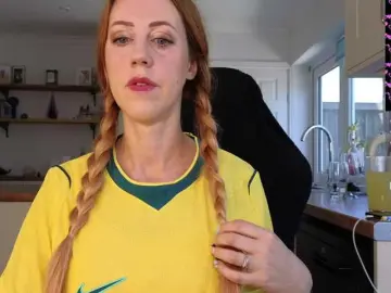 Bongacams Free Live Porn of stripmequick