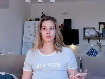 Bongacams Free Live Porn of Girlalonehome