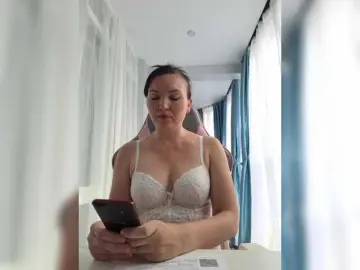 Bongacams Private Sex Chat of DIVORA