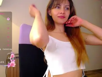 Bongacams Watch Live Sex Cams of Rosmar7-