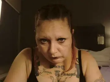 Bongacams Watch Live Sex Cams of Adelaideskyy