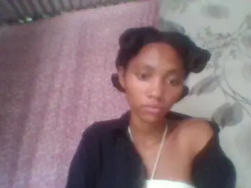 Monicaxa from bongacams