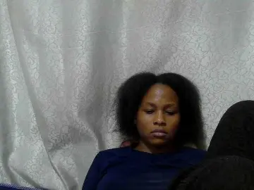 Caroldoly from bongacams