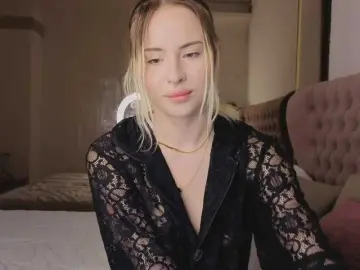 Bongacams Private Sex Chat of Bella-crazyy