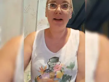 Vika211 from bongacams