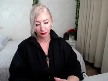 Bongacams Live Porn of hunters-woman