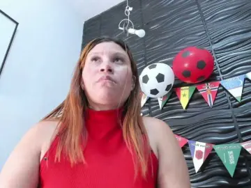 Bongacams Nude Webcam of Melody-Megann