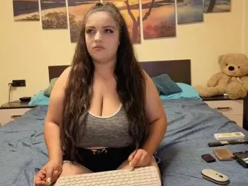 Bongacams Adult Webcam of adellineee