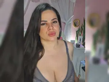 Bongacams Sex Chat of AliceBraga