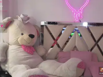 Bongacams Free Porn Cam of MILAH-TAY
