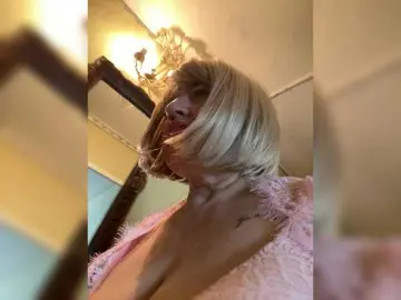 Bongacams Free Live Porn of SVETIKBOMBOCHKA