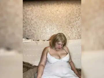 Bongacams Watch Live Sex Cams of SVETIKBOMBOCHKA