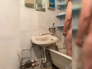 Bongacams Watch Live Sex Cams of SVETIKBOMBOCHKA