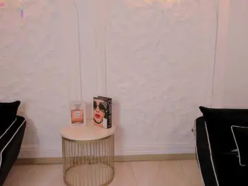 Bongacams Free Porn Cam of VeronicaBlue