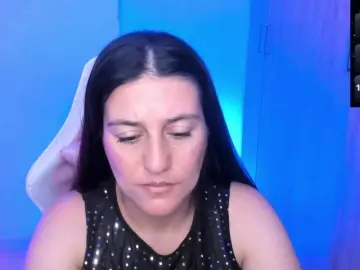 Bongacams Watch Live Sex Cams of Saskyaajohnson