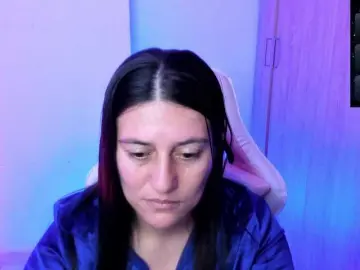 Bongacams Live Sex Cam of Saskyaajohnson