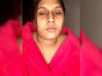 Bongacams Free Porn Cam of SexyCherri