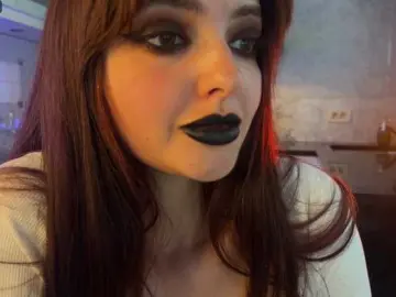 Crystalnova from bongacams