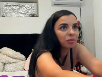 Bongacams Live Sex Cam of JuliaHayes90