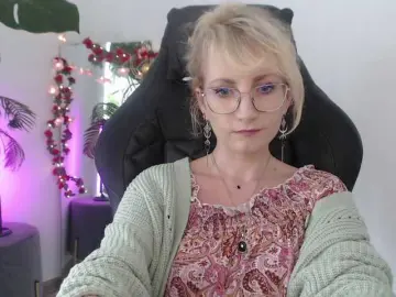 Bongacams Free Live Porn of CinderellaMoon