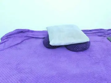 Bongacams Watch Live Sex Cams of emilyrouss