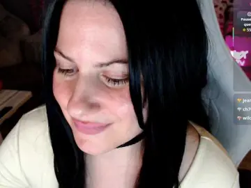 Bongacams Sex Cam of Bellastarrr84