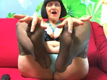 Bongacams Sex Chat of SquirtMommy