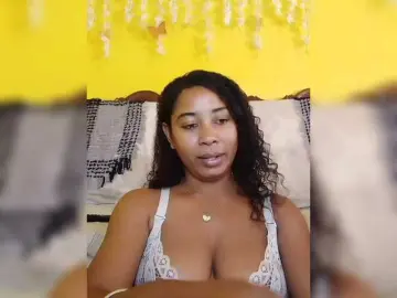 Bongacams Private Sex Chat of FredahSannie