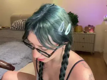 Bongacams Free Porn Cam of KellyyBeryy
