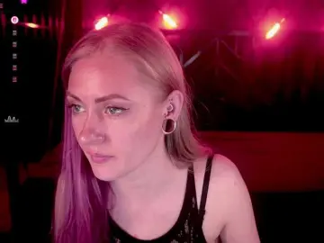 Bongacams Sex Cam of DramaQuenns