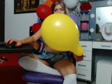 Bongacams Nude Webcam of hot-sexy-bunny