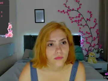 Bongacams Adult Webcam of DellaRowwe