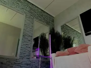 Bongacams Sex Cam of Reina-Cummings