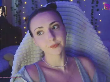 Bongacams Free Live Porn of LollyGirlMoon