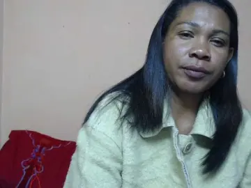 Bongacams Watch Live Sex Cams of Rsylvie