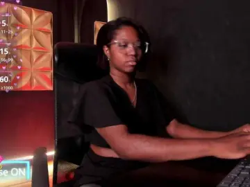 connywells from bongacams