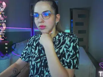 Bongacams Free Live Porn of AlexandraCandy