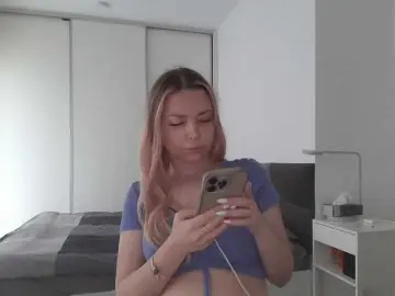 Bongacams Free Live Porn of Blondie8853