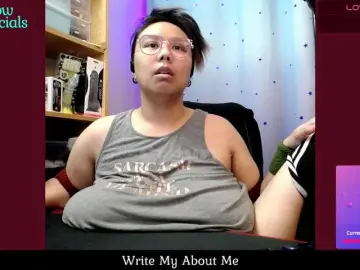Bongacams Watch Live Sex Cams of Cypurr