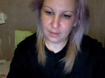Bongacams Watch Live Sex Cams of Ipina13