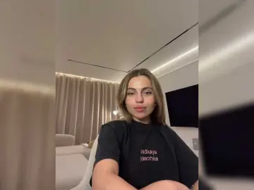 Bongacams Live Porn of Nataliecroys