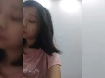 Bongacams Sex Cam of Selinababy99