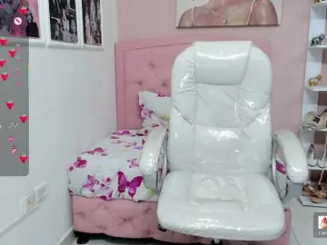 zoe-cortezz from bongacams