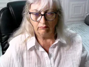 LolkaAlyss from bongacams