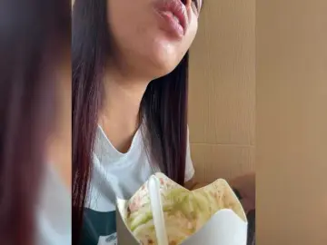 Bongacams Sex Cam of candicelovee