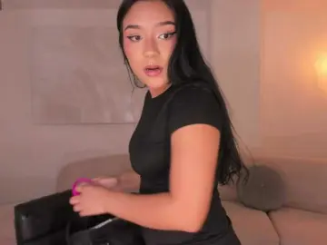 Bongacams Free Live Porn of EmyLourens