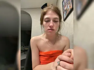 Bongacams Free Porn Cam of Alinagilberd03