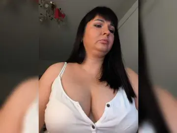 Bongacams Free Porn Cam of Tina-Dolly